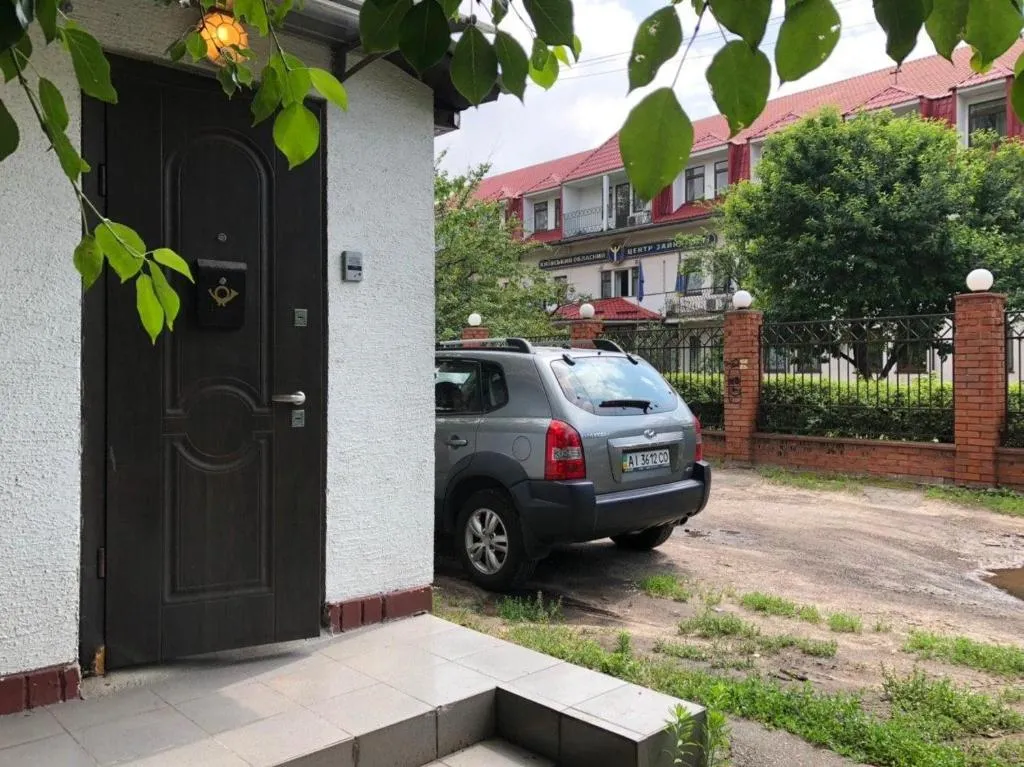 Квартира - Офис c отдельным входом возле метро Дарница, Киев, Kiev, Ucraina