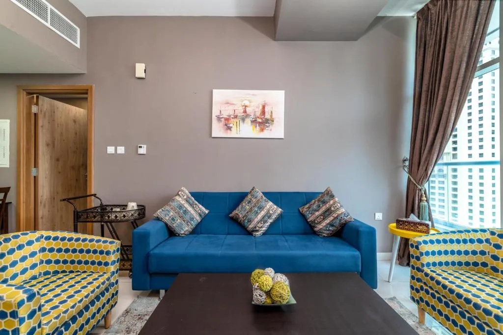 Golden Stay Vacation Homes continental tower marina, Alantos, United Arab Emirates