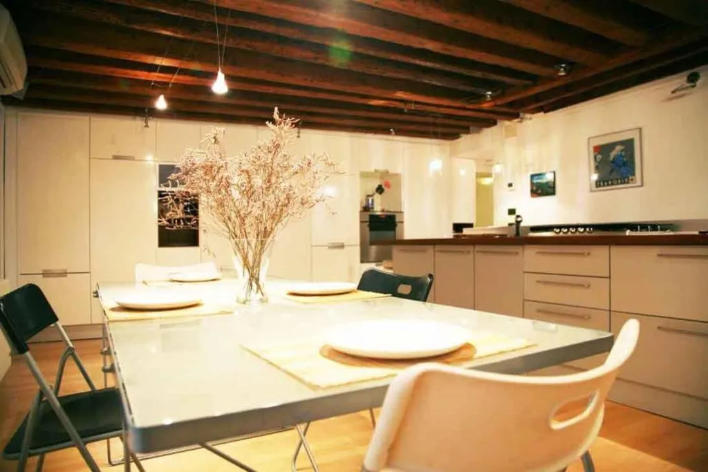 Bellissimo appartamento in Palazzo Storico, Venice, Italy