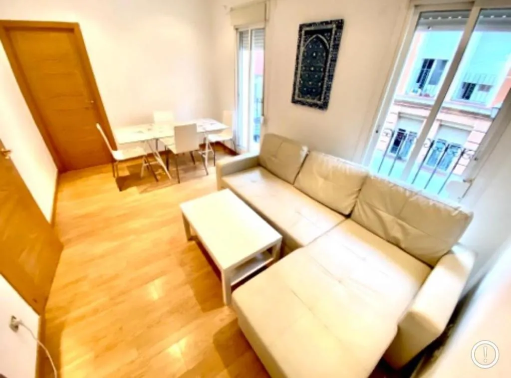 aparment puente de segovia, Madrid, Spania