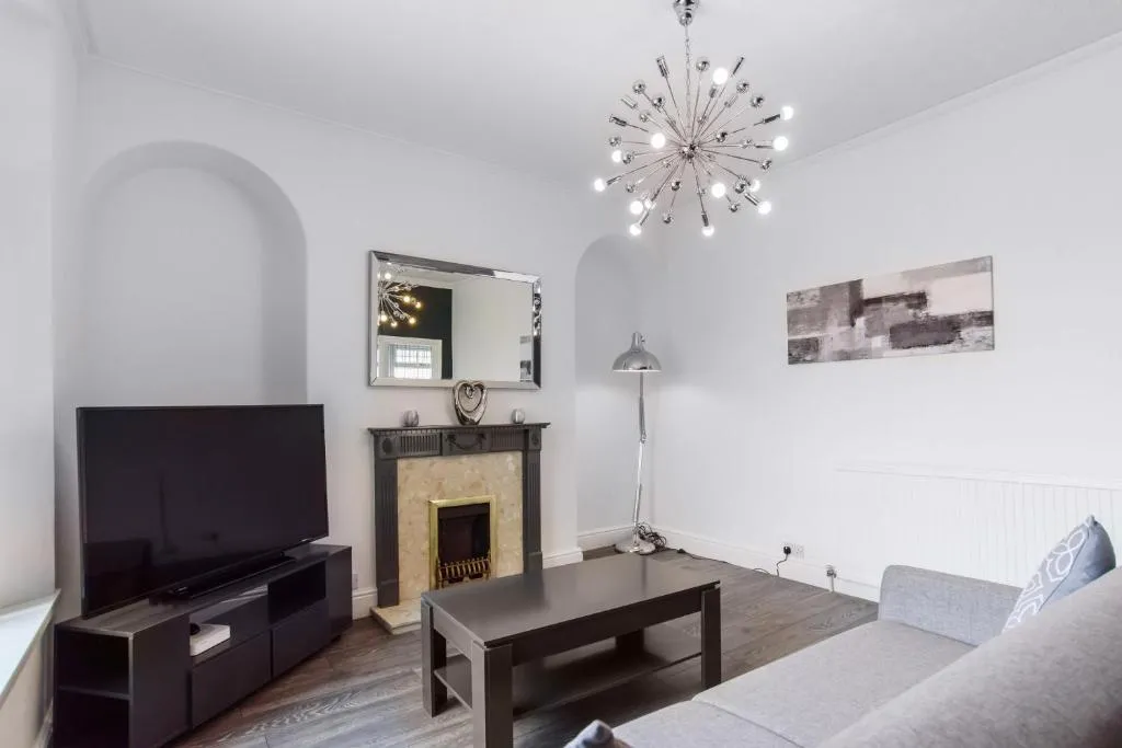 Clarence Heights by Propertri, Cwmbran, United Kingdom