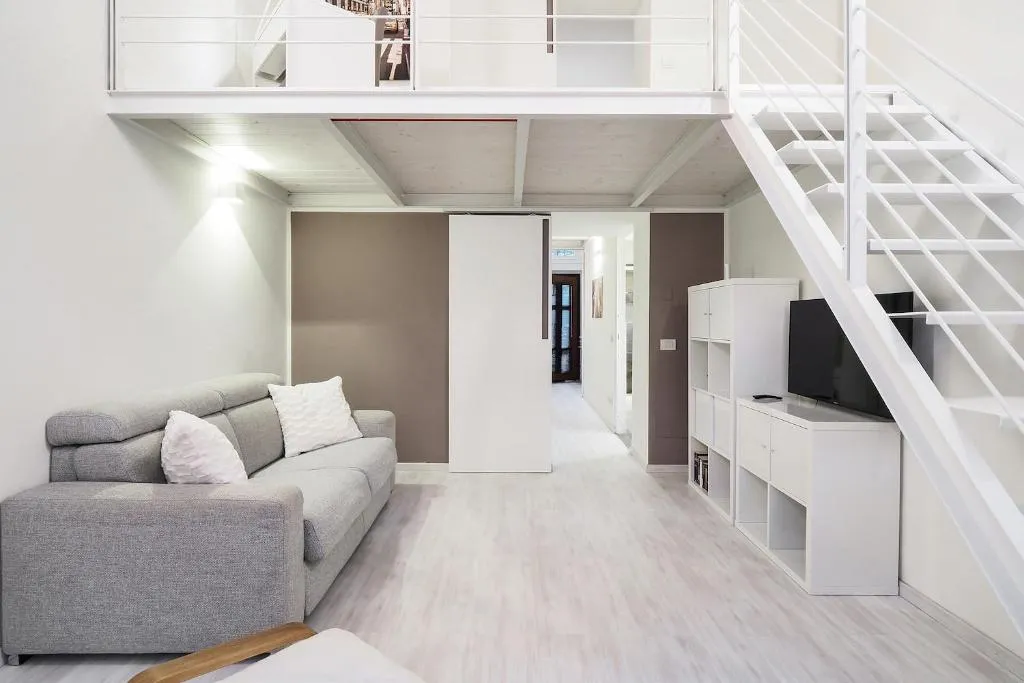 Contempora - Breno 2, Comasina, Italy