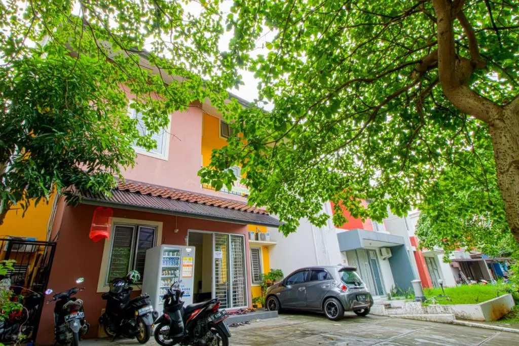 Tuscany Garden, Jakarta, Indonesia