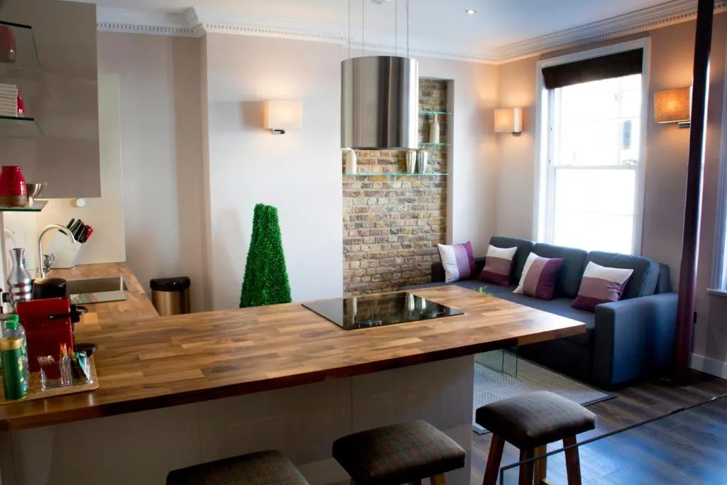 Exclusive Top Location Central London flat with Own Private entrance, Londra, Marea Britanie