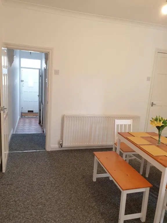 Budget Stay near Haglay Road, 10 minutes to City Centre, Birmingham, United Kingdom