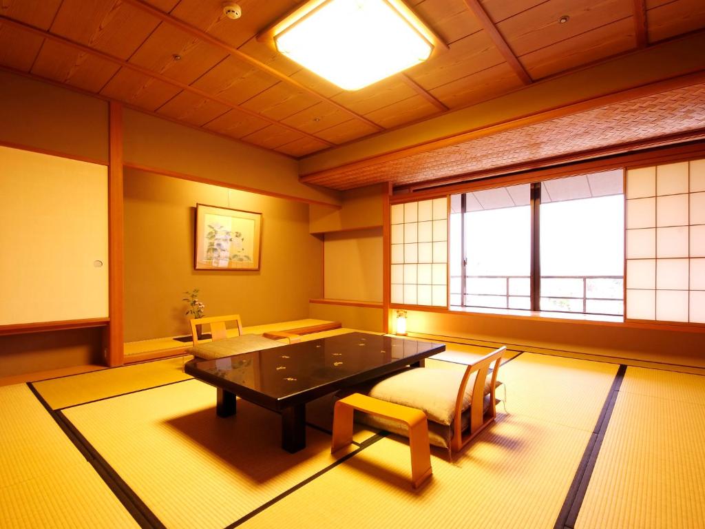 Kagaya thumbnail 2