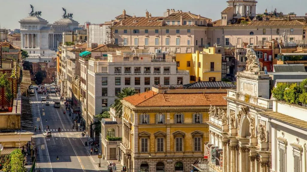Seven, Roma, Italy