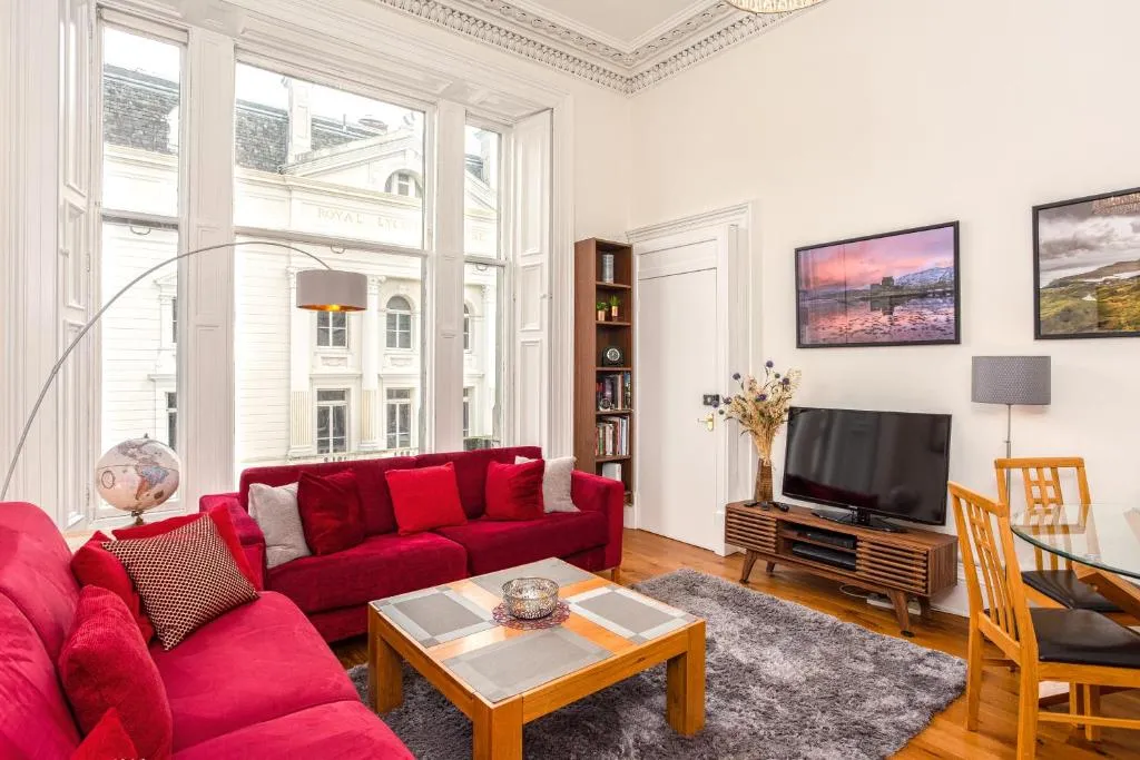 2 Bedroom Flat in Central Edinburgh, Edinburgh, Marea Britanie