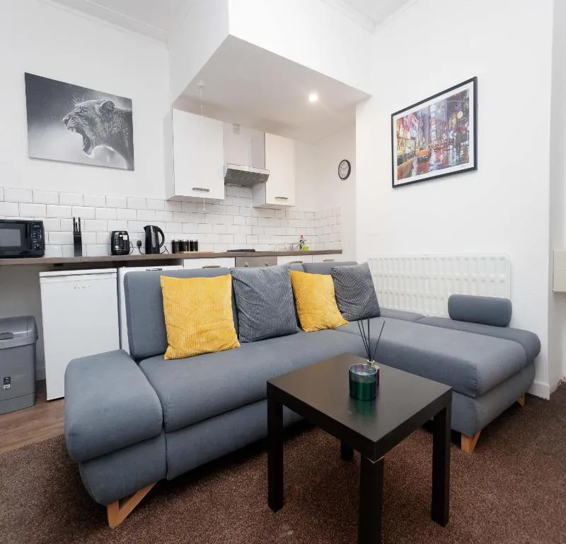 Kirkstall House, Leeds, Marea Britanie