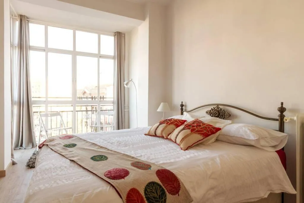 Maravilloso Apartamento en Puerta de Toledo C/Gasómetro by Batuecas, Madrid, Spania