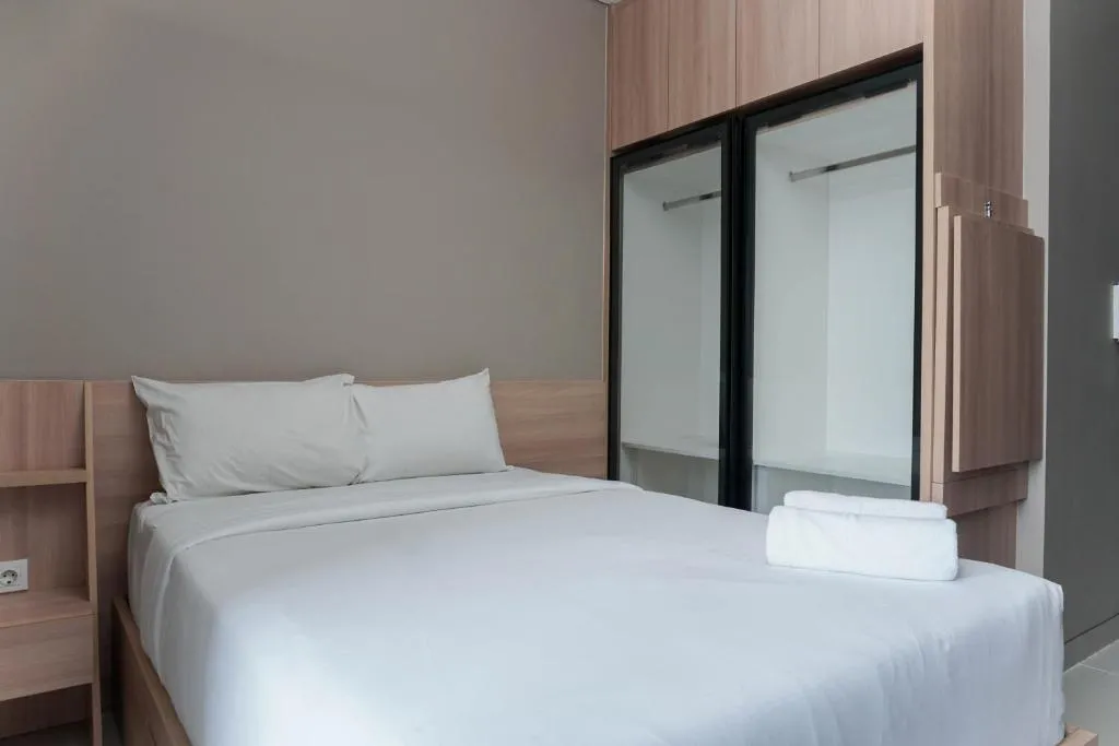 Comfortable Design Studio Apartment Ciputra International By Travelio, Jakarta, Indonezia
