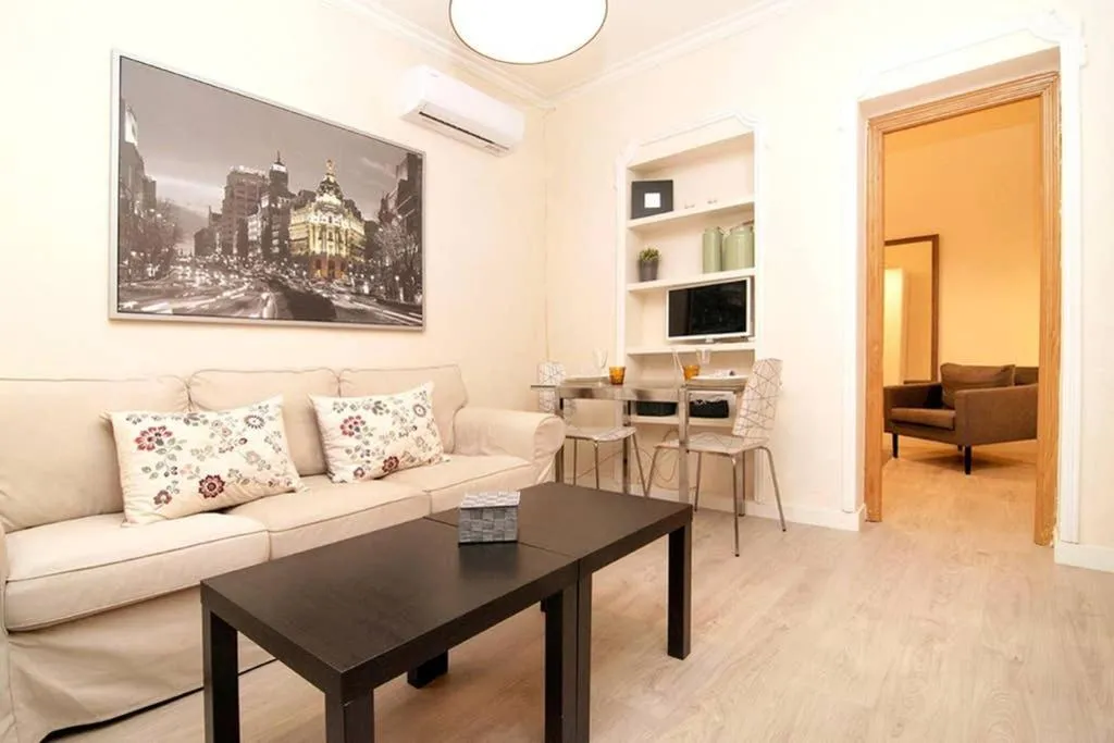 Estupendo Apartamento junto a Estación de Atocha by Batuecas, Madrid, Spania