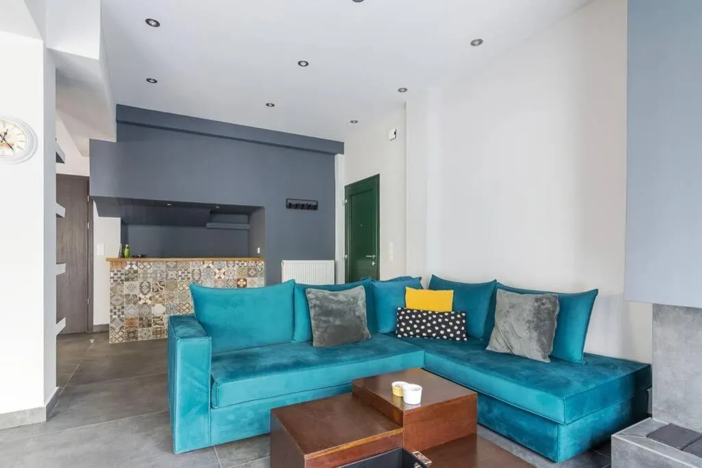 Modernly designed house for 3 people/outdoor space, Atena, Grecia