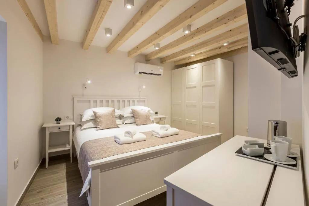 Cosmijeva Luxury Rooms, Split, Croaţia