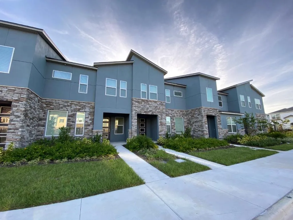 Splendid 3 Bd Close to Disney w/ Surf Park @ Solara Resort 2190, Kissimmee, Statele Unite ale Americii