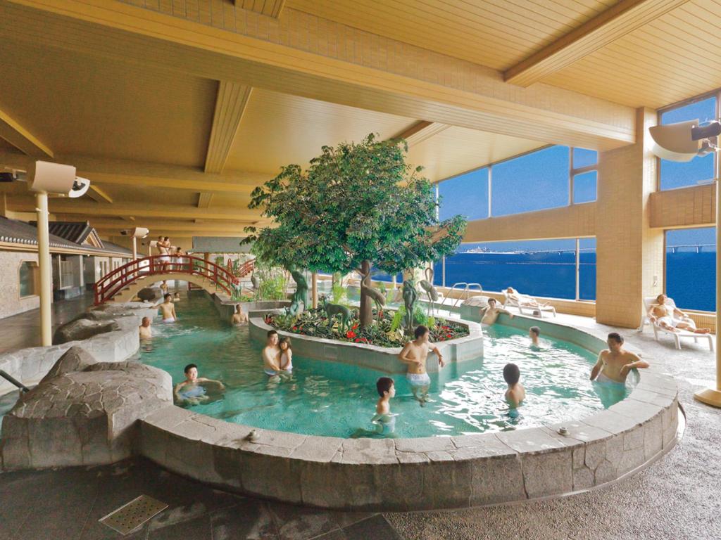 Ryugujo Spa Hotel Mikazuki Ryugutei thumbnail 4