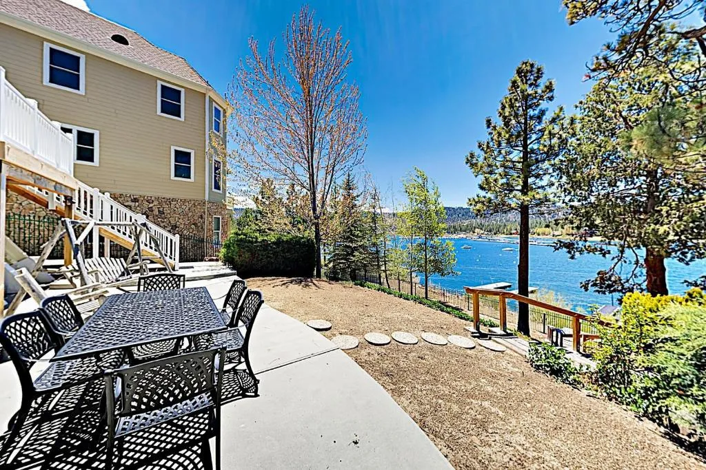 39537 Lake Dr Home, Big Bear Lake, Statele Unite ale Americii