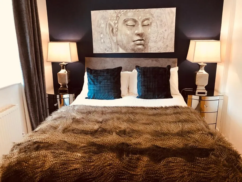 2 Bed Dockland Apartment - Free Parking, Liverpool, Marea Britanie