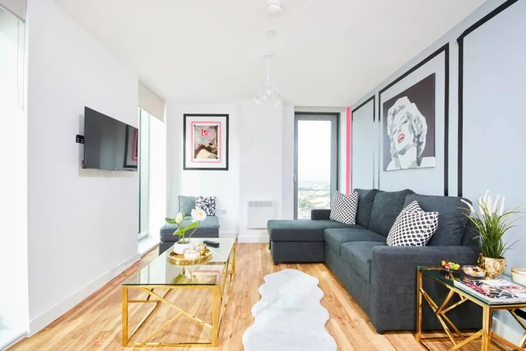 The Exquisite Abode of Manchester - Parking, Manchester, Marea Britanie