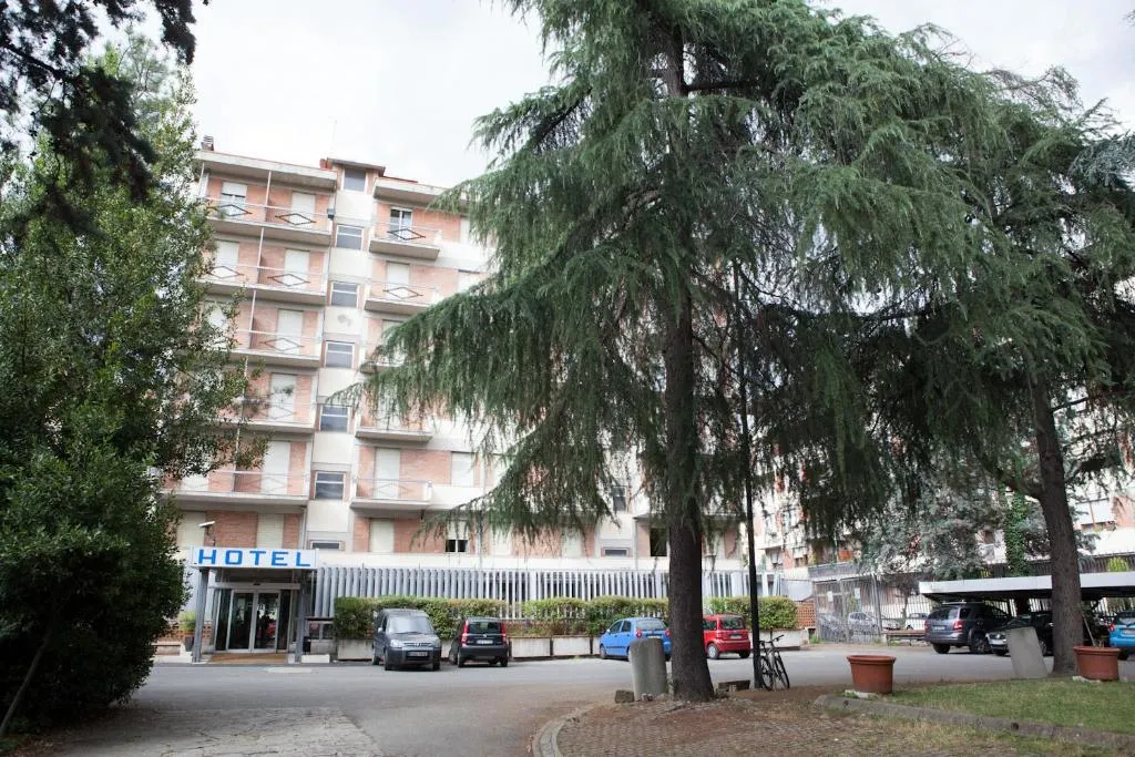 Auto Park Hotel con Ristorante interno e PARCHEGGIO INTERNO GRATUITO!!!, Florence, Italy