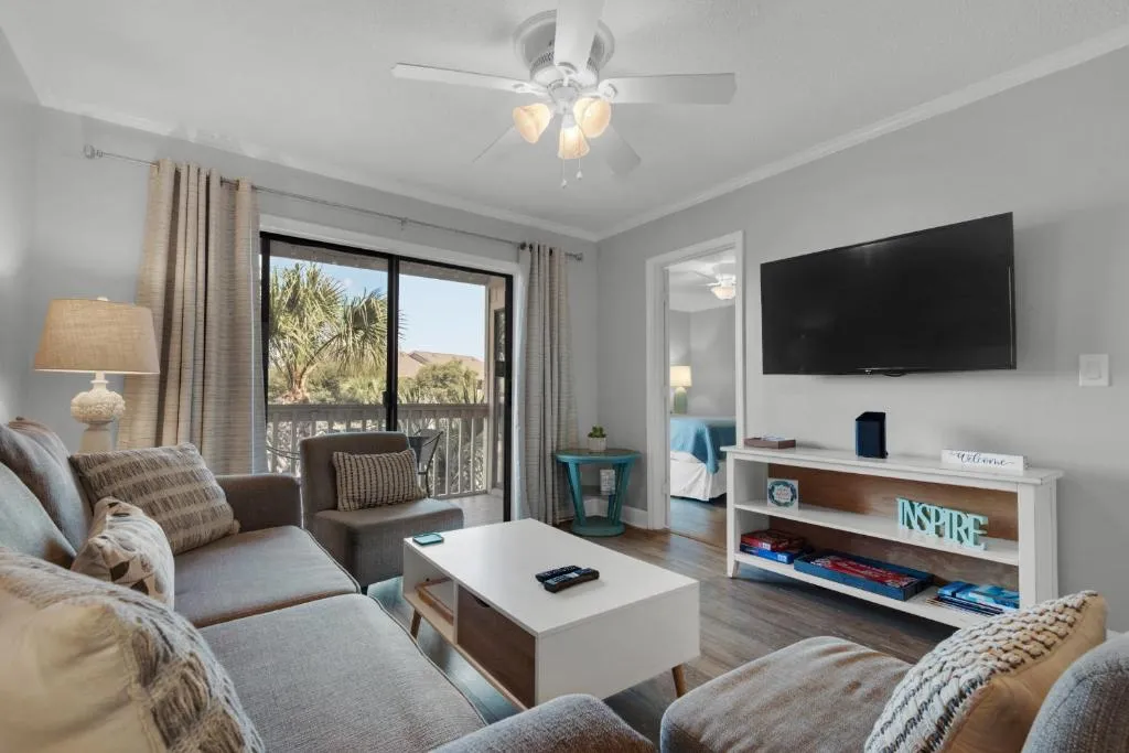 Emerald Searenity by RealJoy Vacations, Destin (FL), United States