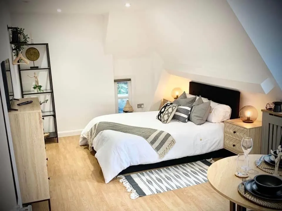Della Apartments - Perfect location & great WiFi, Bournemouth, United Kingdom