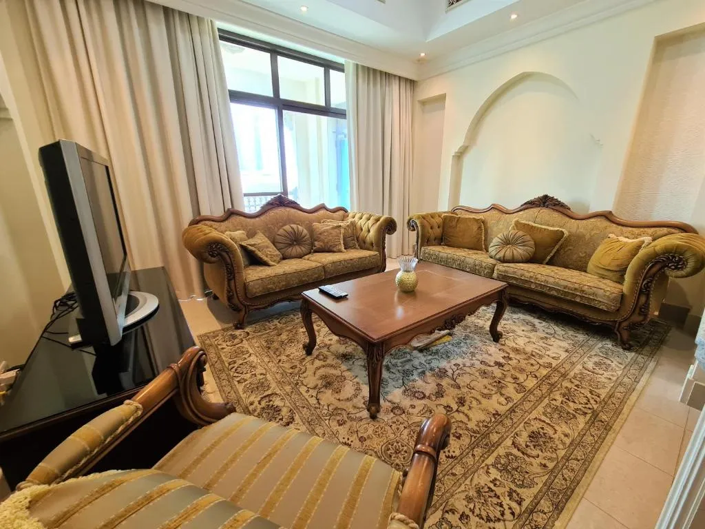 Fabulous Stay at Dubai Downtown - Souk AL Bahar, Alantos, United Arab Emirates