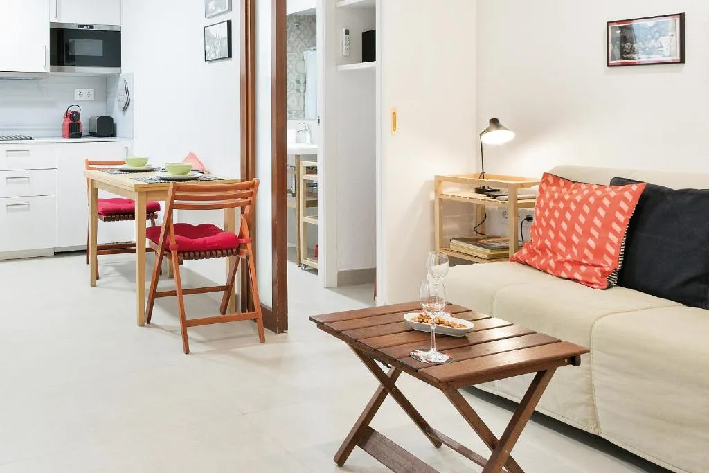Barceloneta Beach Apartment, Barcelona, Spain