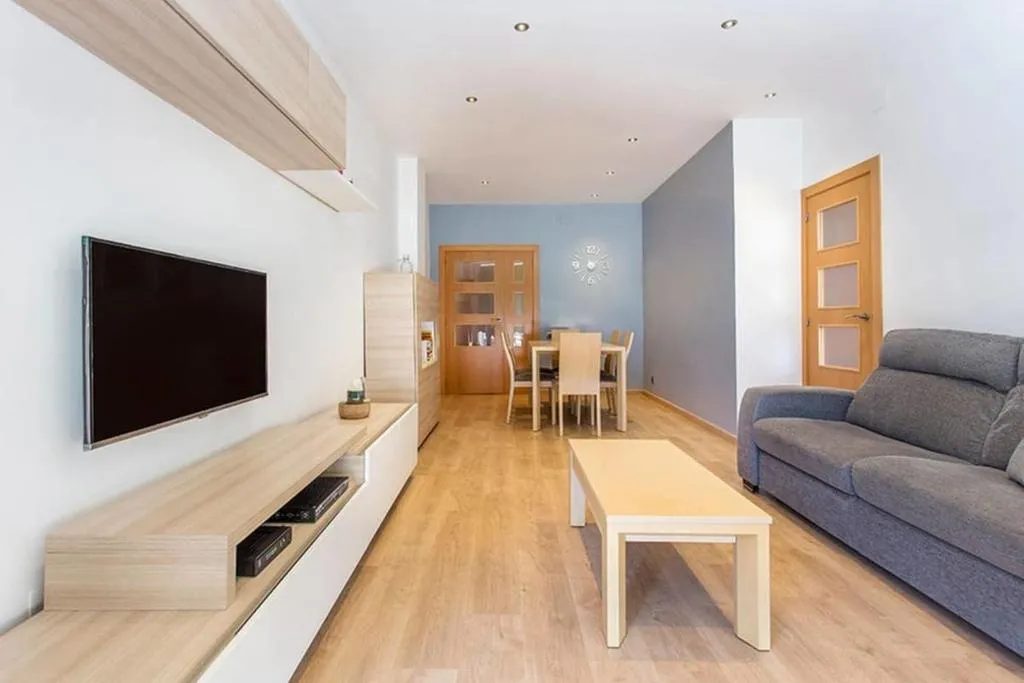 Elegant bright 4bed in Vila Olimpica, Barcelona, Spain