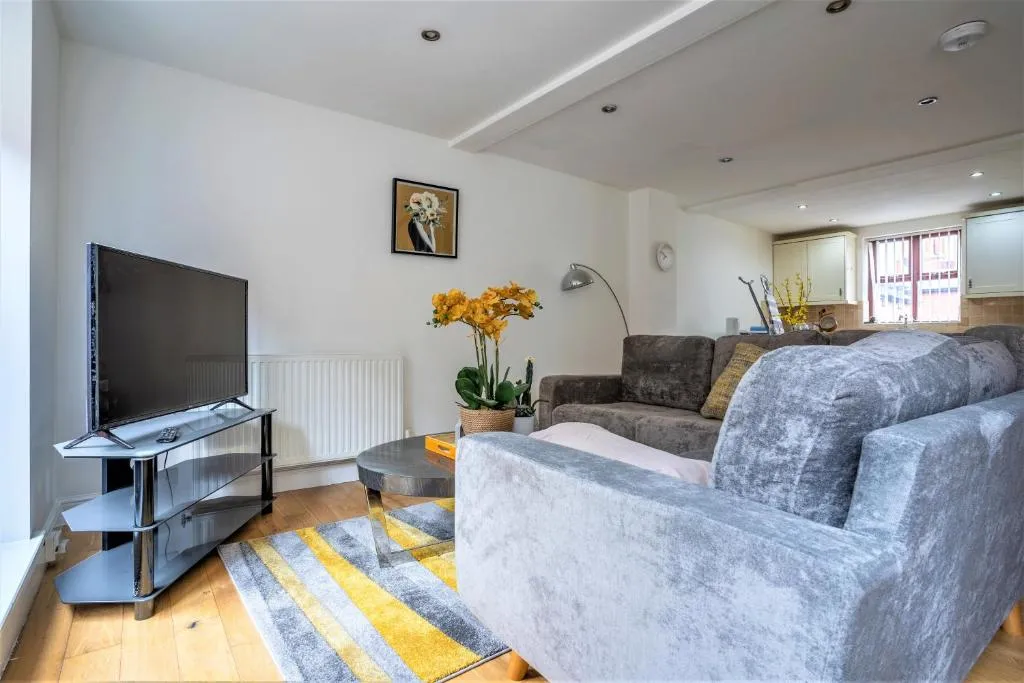 STUNNING THREE STOREY 3 BED LIVERPOOL CITY HOUSE, Bayberry (NY), United Kingdom