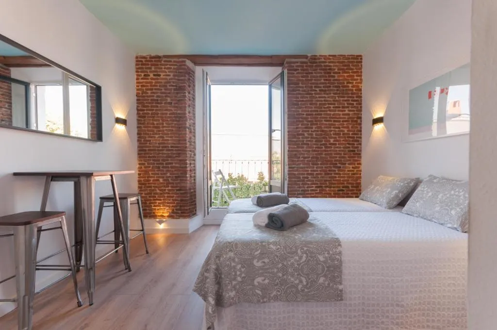 ··New Atocha Apartment··, Madrid, Spain
