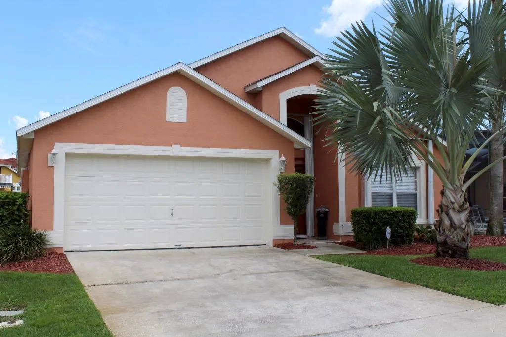 929 - Pool Home, Lake Berkley Resort, Kissimmee, United States