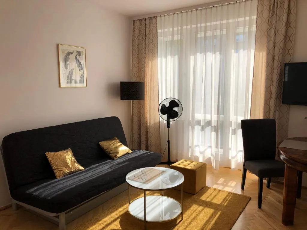 Art deco Apartment, Varșovia, Polonia