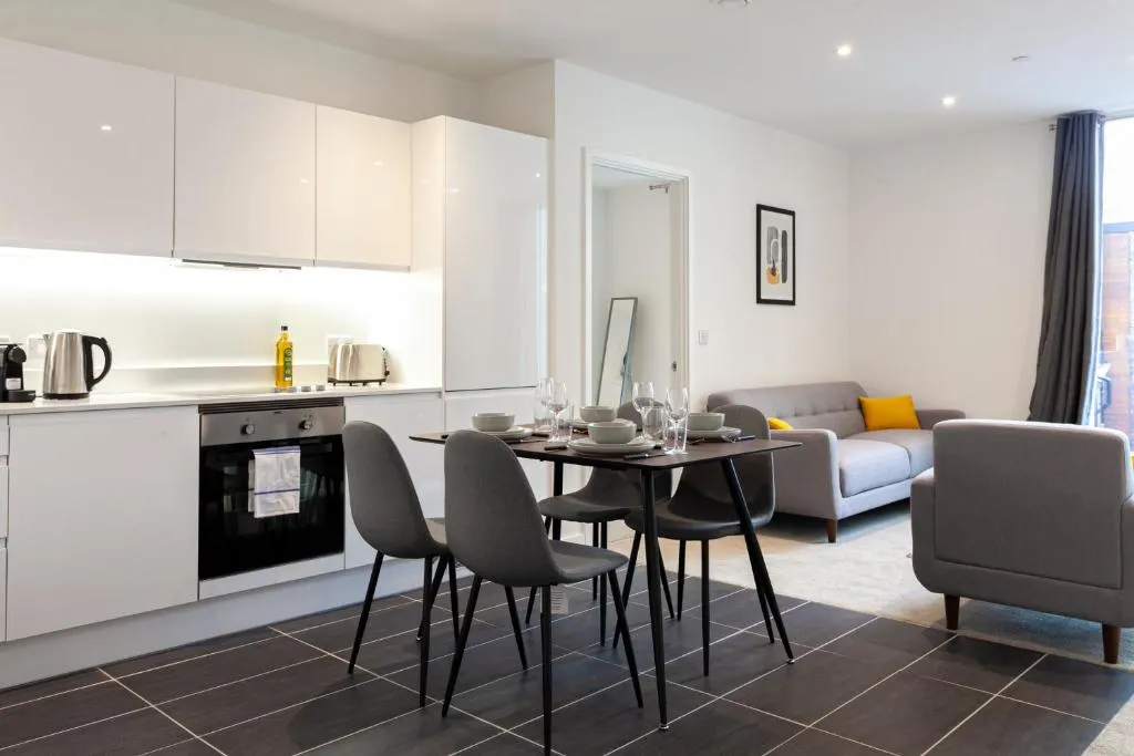 Fantastic Apartment in Central Manchester, Manchester (CT), United Kingdom