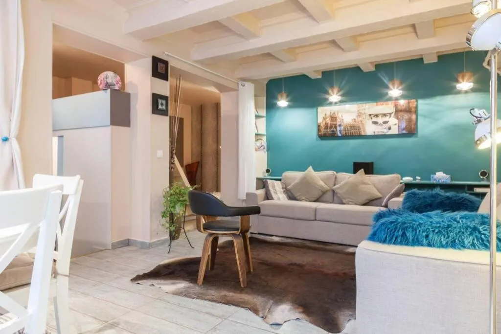 Cosy flat in the heart of Paris, Paris, France