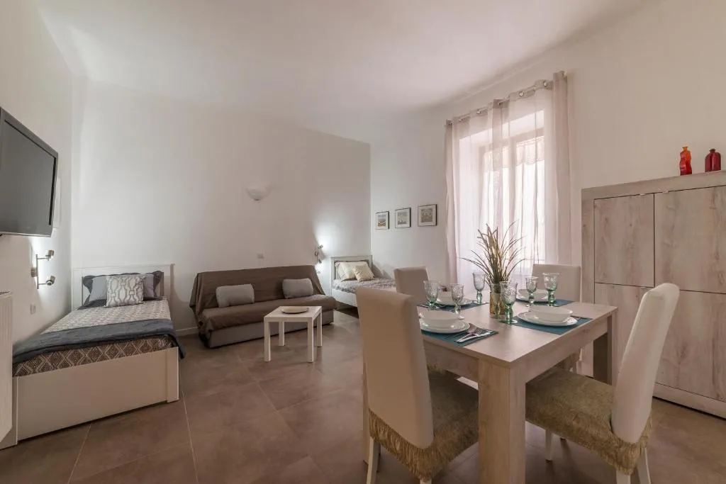 San Lorenzo Modern Flat, Roma, Italia