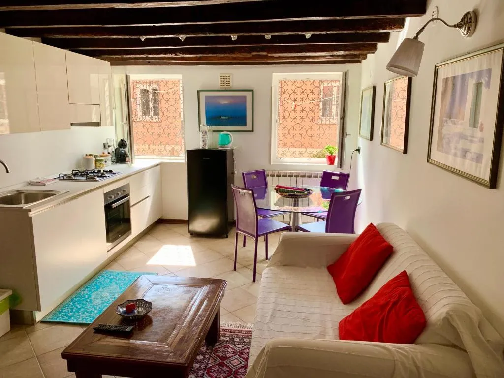 Calle Zen Home, Venice, Italy