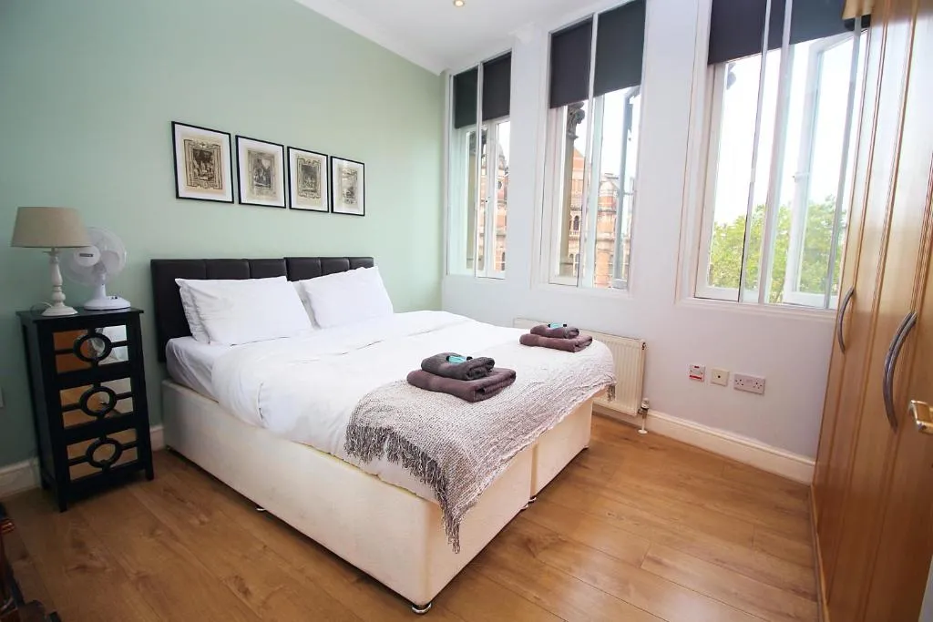 Bright and Cosy Soho Apartment, Londra, Marea Britanie
