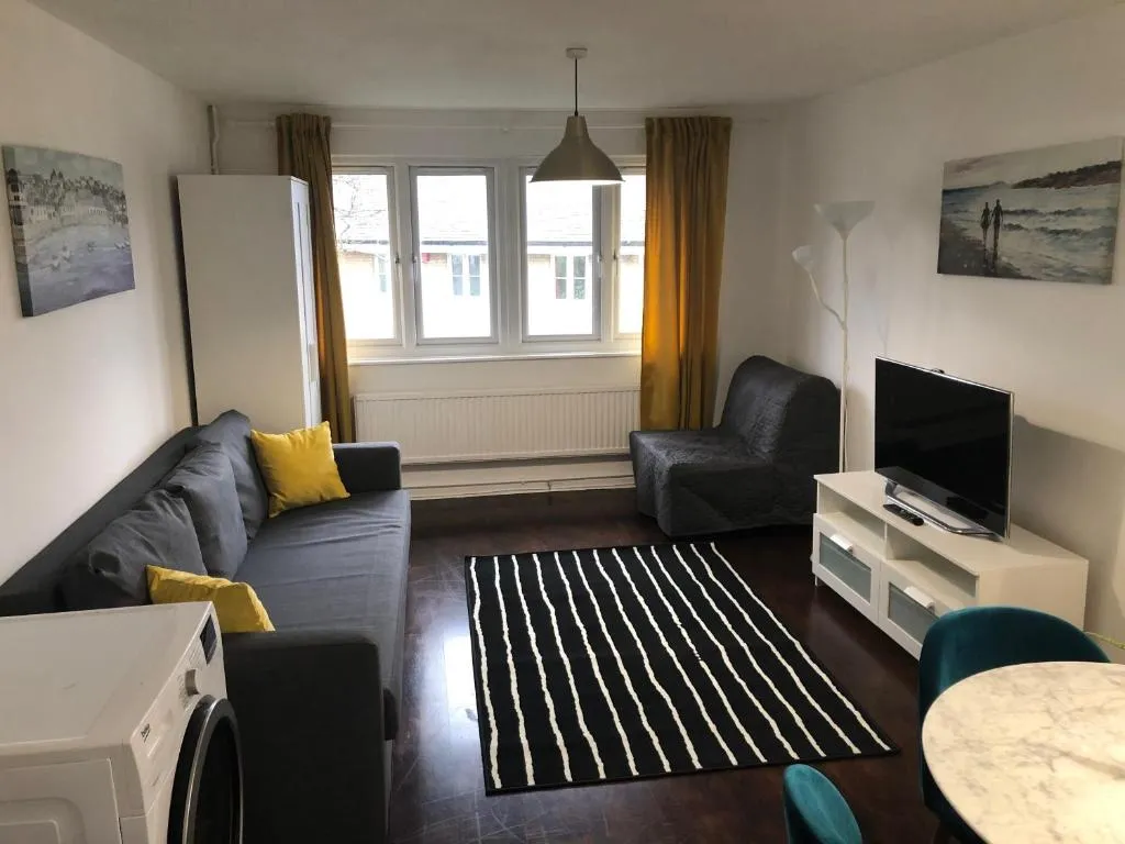Large Entire Flat in Camden/King's Cross, Londra, Marea Britanie