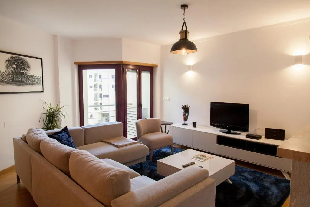 Feels Like Home Expo Cosy Family Flat, Amadora, Portugal
