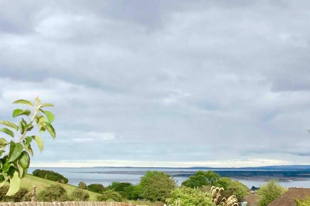 Fortrose House with Garden and Sea Views, Ardersier, United Kingdom