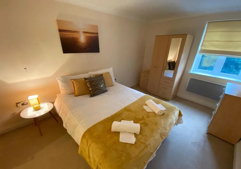 OnPoint Apartments - Fantastic City 2 Bedroom Apartment - River Kennet, Reading, Marea Britanie