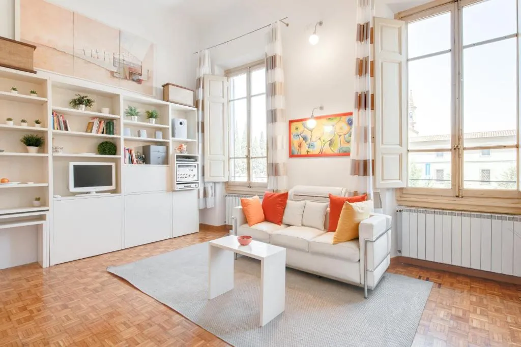 Piazza San Marco Studio Flat, Florența, Italia