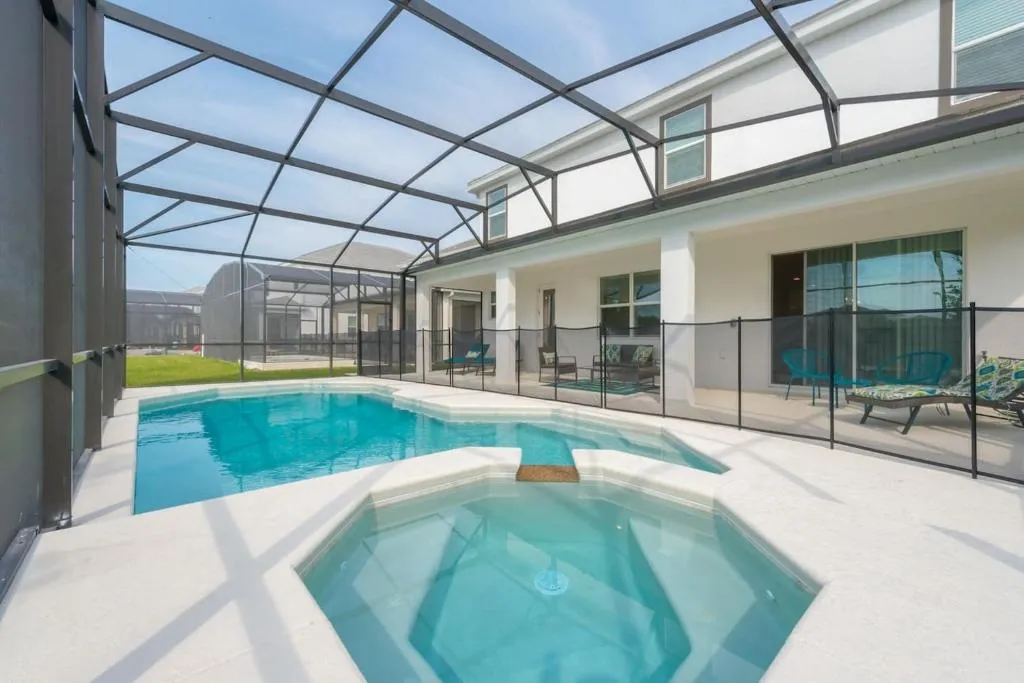 Family Resort - 10BR Mansion - Private Pool, Hot Tub, BBQ!, Kissimmee, Statele Unite ale Americii