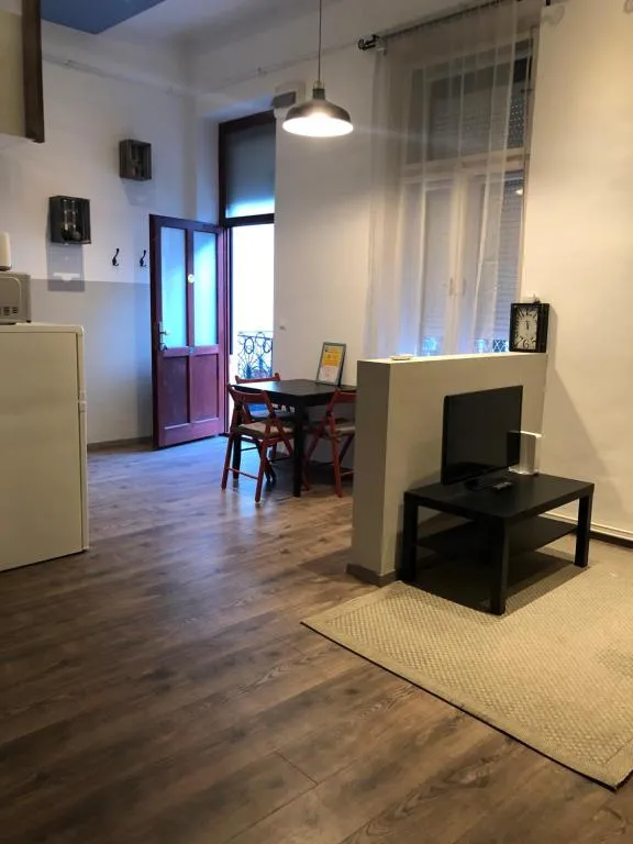 Dob Apartments, Budapest, Hungary