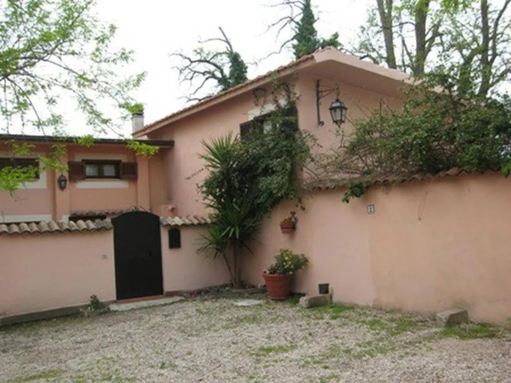 Gardenia 195 cottage, Roma, Italia