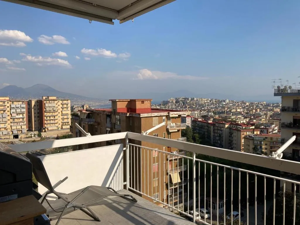 *CASA MANU* Luxury Flat Cool District, Arzano, Italy