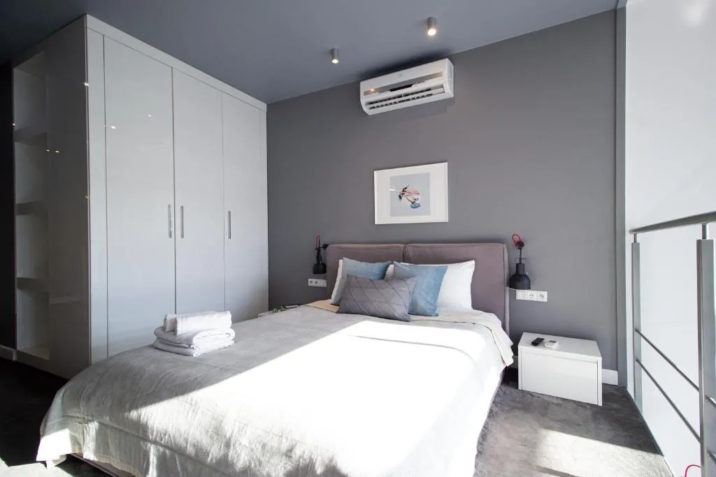 Qbik Loft Modern Apartment, Warsaw, Poland