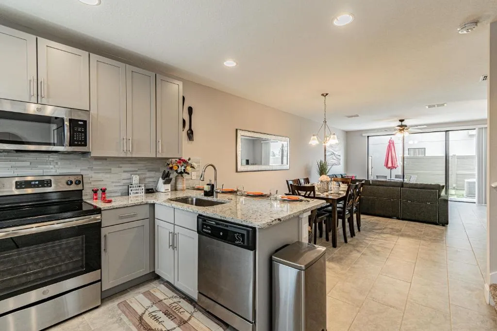 BRAND NEW 2020 Cozy Townhouse FREE BBQ - Disney Area, Kissimmee, Statele Unite ale Americii