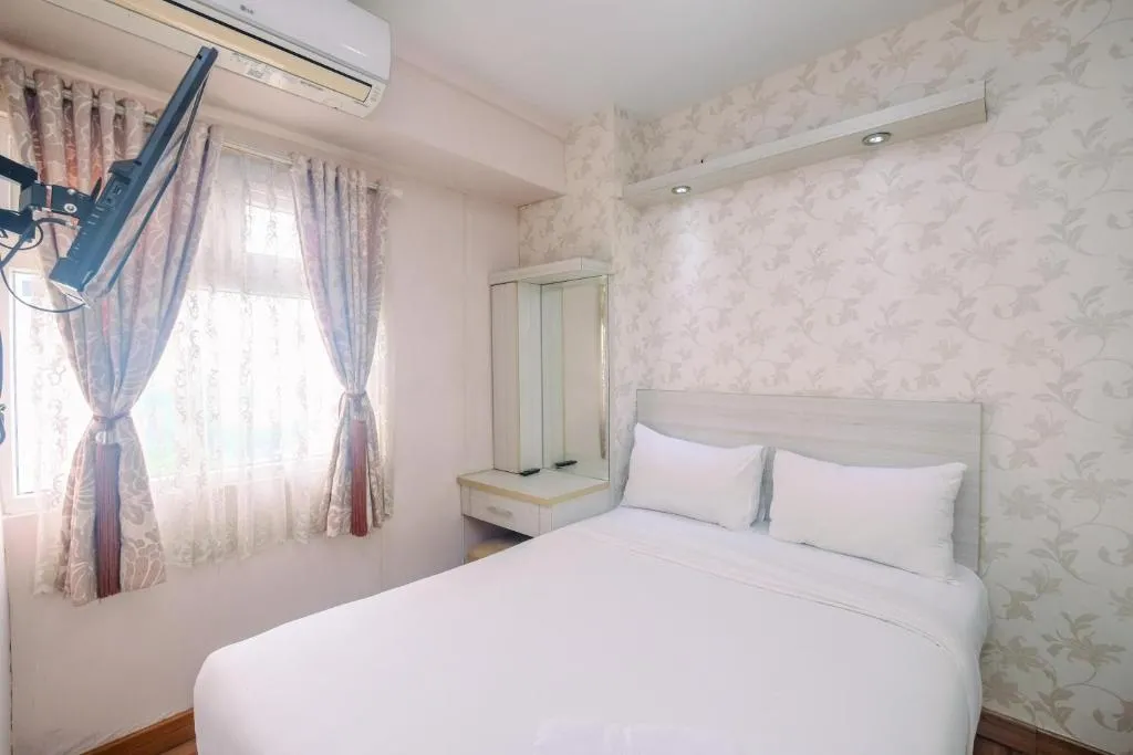 Cozy and Simple 1BR Green Pramuka Apartment near Mall By Travelio, Jakarta, Indonezia